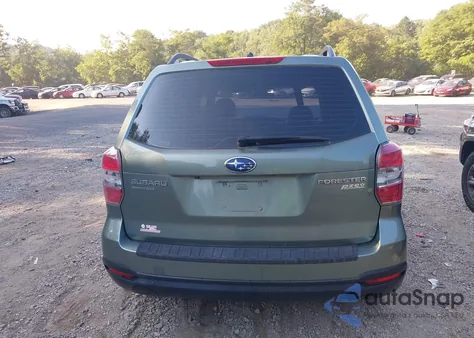 2015 Subaru Forester 2.5I z USA, uszkodzony, nr VIN JF2SJABC8FH498463